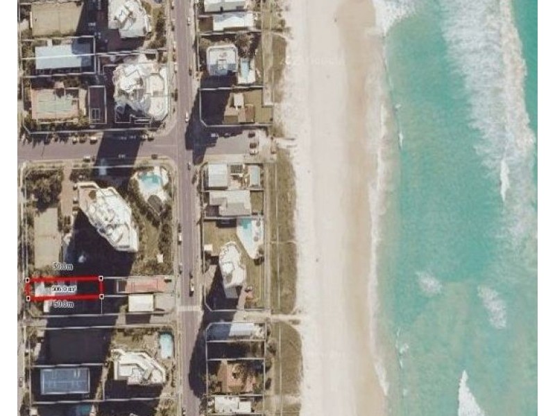 33 Pacific Street, Main Beach QLD 4217