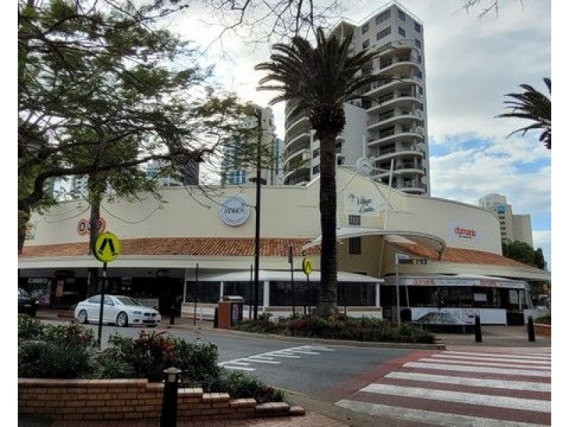 33 Pacific Street, Main Beach QLD 4217