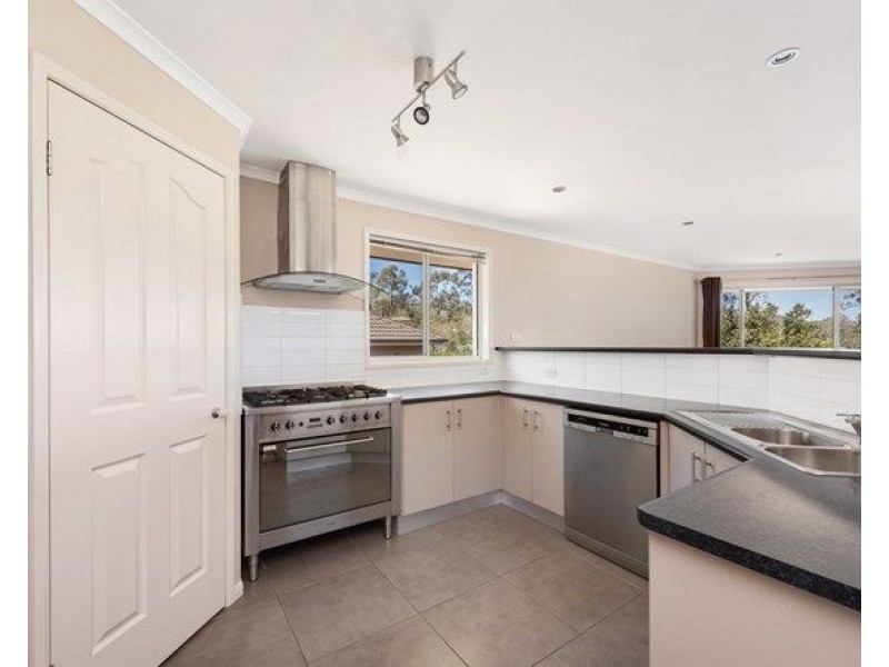34 CORYMBIA CRESCENT, Anstead QLD 4070