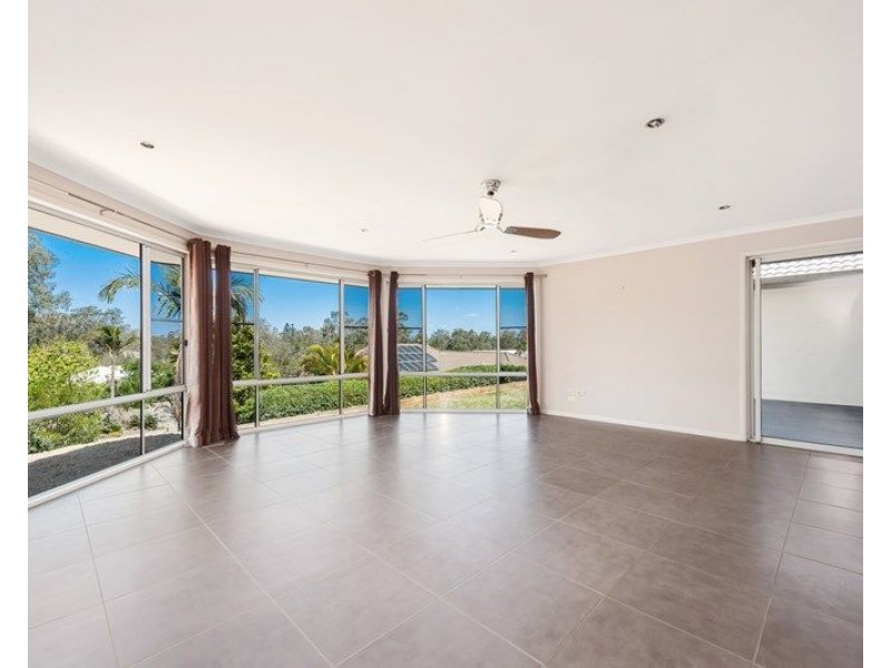 34 CORYMBIA CRESCENT, Anstead QLD 4070