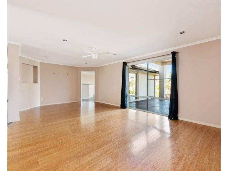 34 CORYMBIA CRESCENT, Anstead QLD 4070
