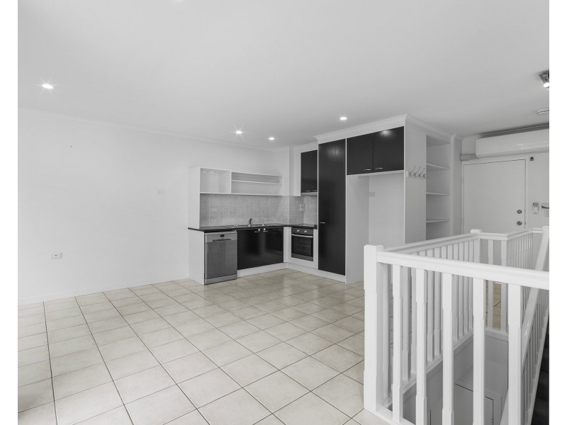 3/89A BAY TERRACE, Wynnum QLD 4178