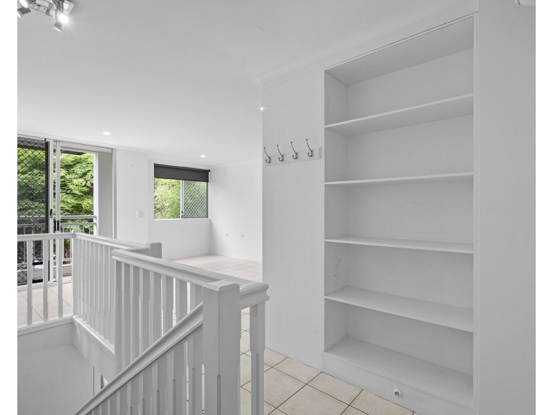 3/89A BAY TERRACE, Wynnum QLD 4178