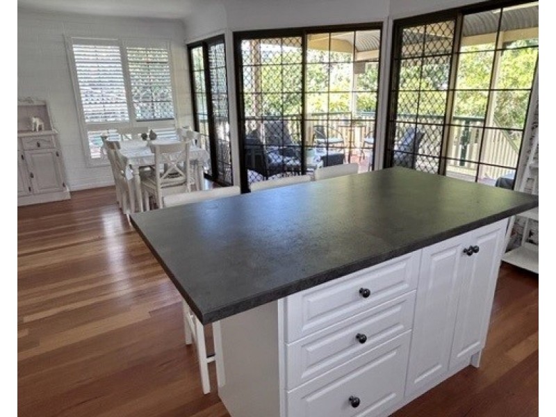 182 MOUNTJOY TERRACE, Manly QLD 4179