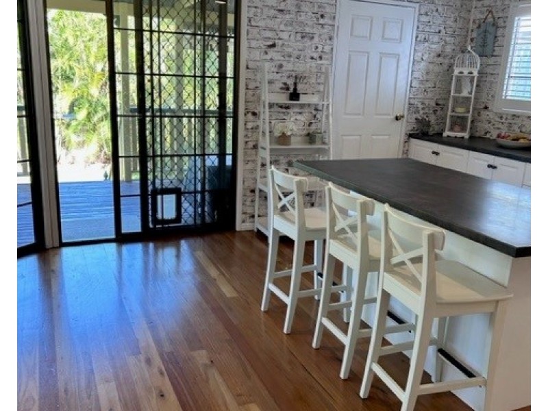 182 MOUNTJOY TERRACE, Manly QLD 4179