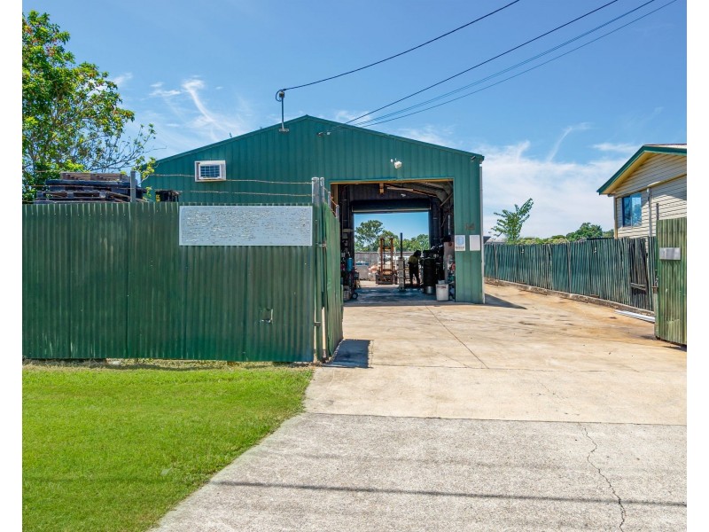 16 LOWER CROSS STREET, Goodna QLD 4300