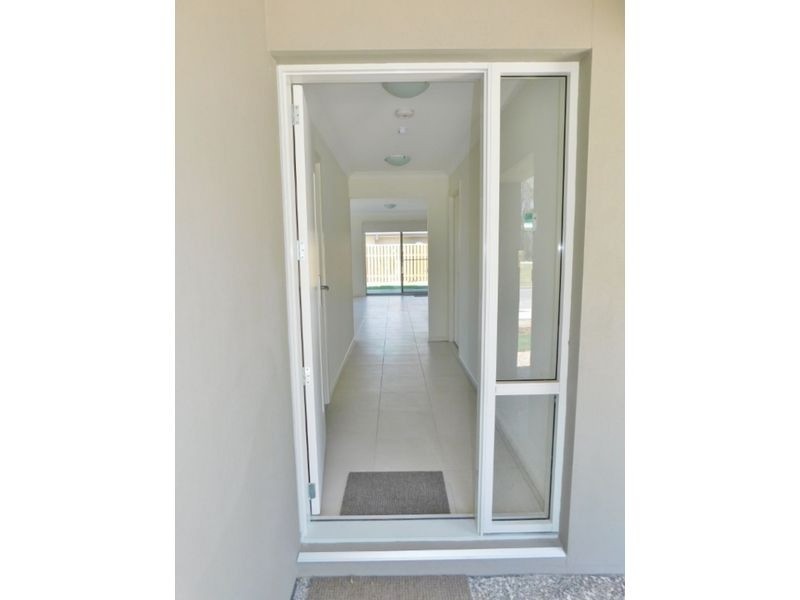 15 Lahey Cove, Coomera QLD 4209