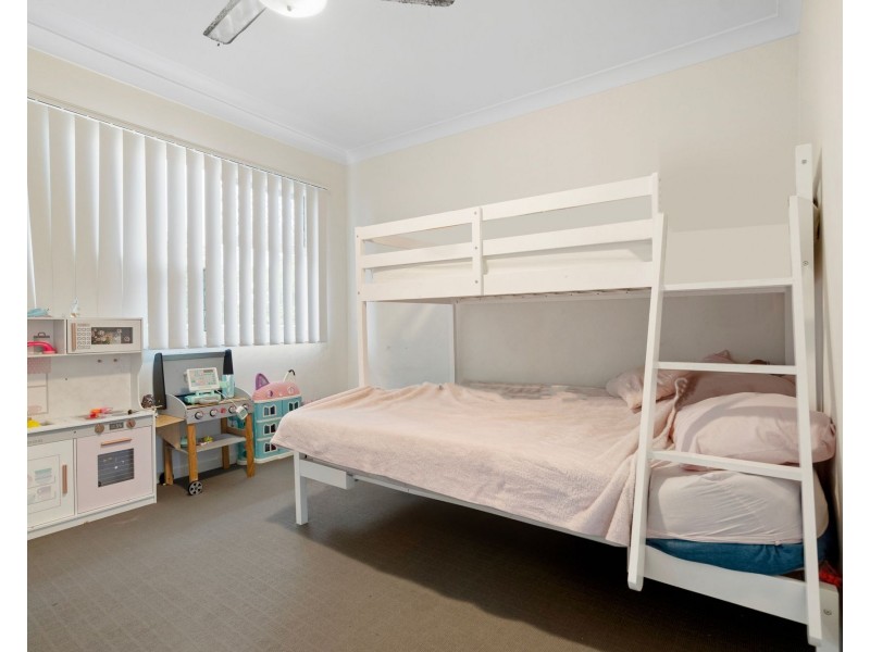 1/845 Logan Road, Holland Park West QLD 4121