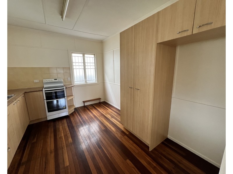28 DUDLEY STREET, Annerley QLD 4103