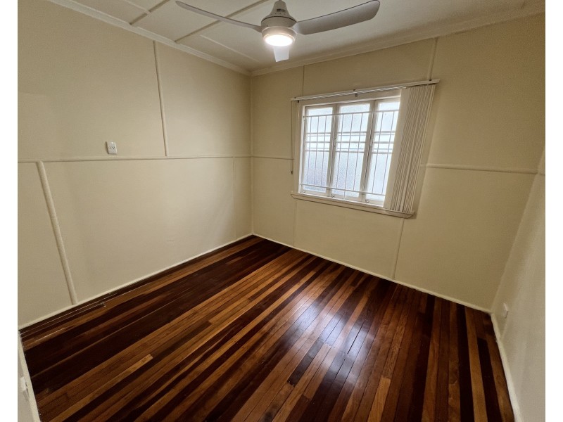 28 DUDLEY STREET, Annerley QLD 4103