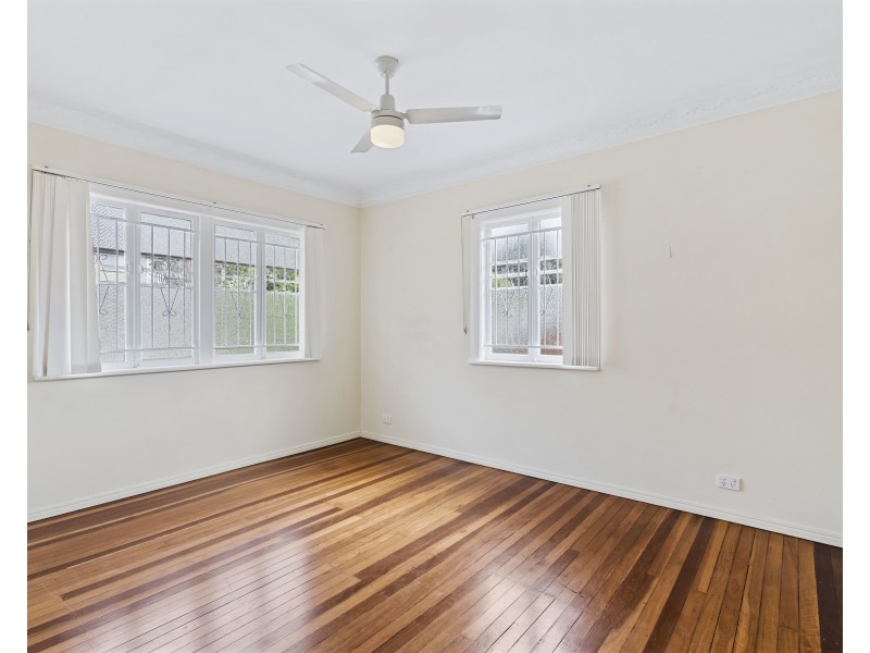 28 DUDLEY STREET, Annerley QLD 4103