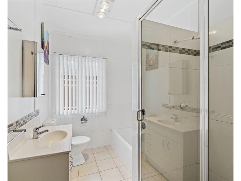 28 DUDLEY STREET, Annerley QLD 4103