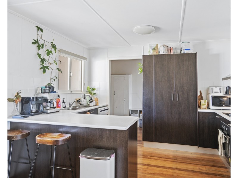 22 Kuring Gai Avenue, Tarragindi QLD 4121