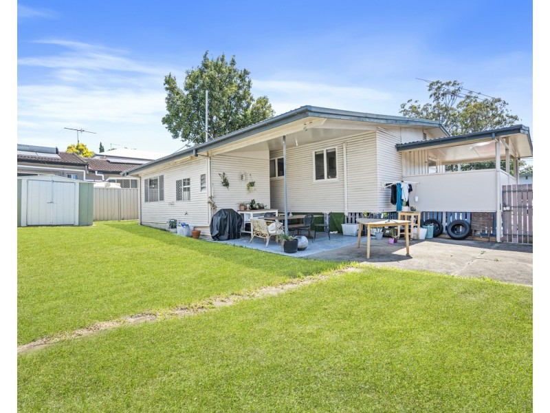 22 Kuring Gai Avenue, Tarragindi QLD 4121