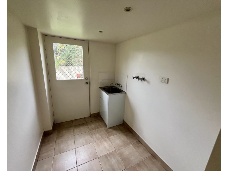 22 CLARINDA AVENUE, Springwood QLD 4127