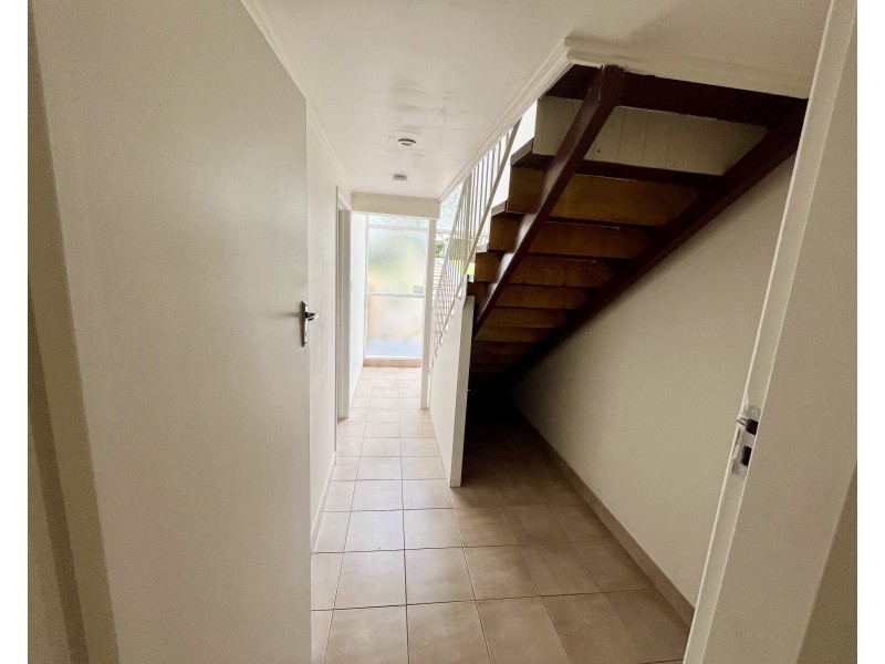 22 CLARINDA AVENUE, Springwood QLD 4127