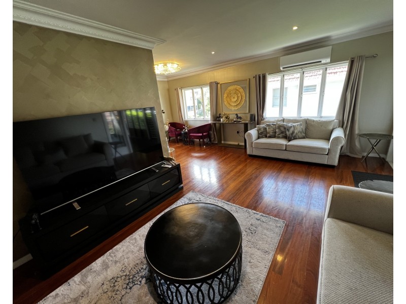 71 Beverley Hills St, Moorooka QLD 4105