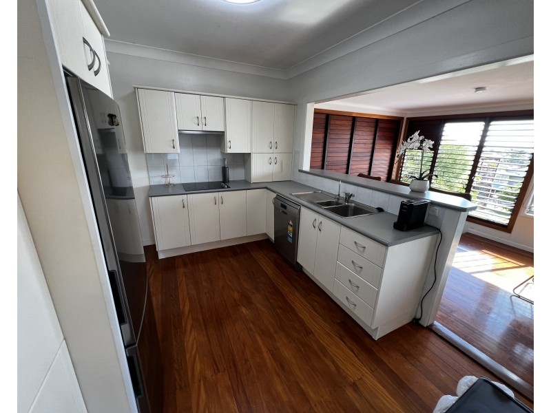 71 Beverley Hills St, Moorooka QLD 4105