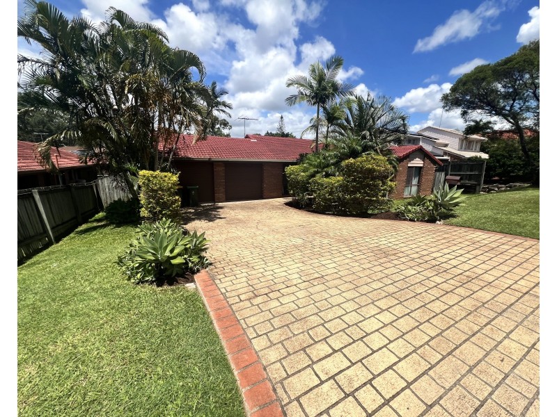 6 Kennet Place, Carina QLD 4152