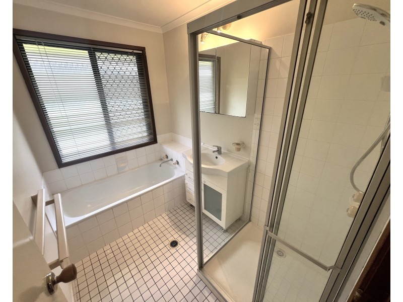 6 Kennet Place, Carina QLD 4152