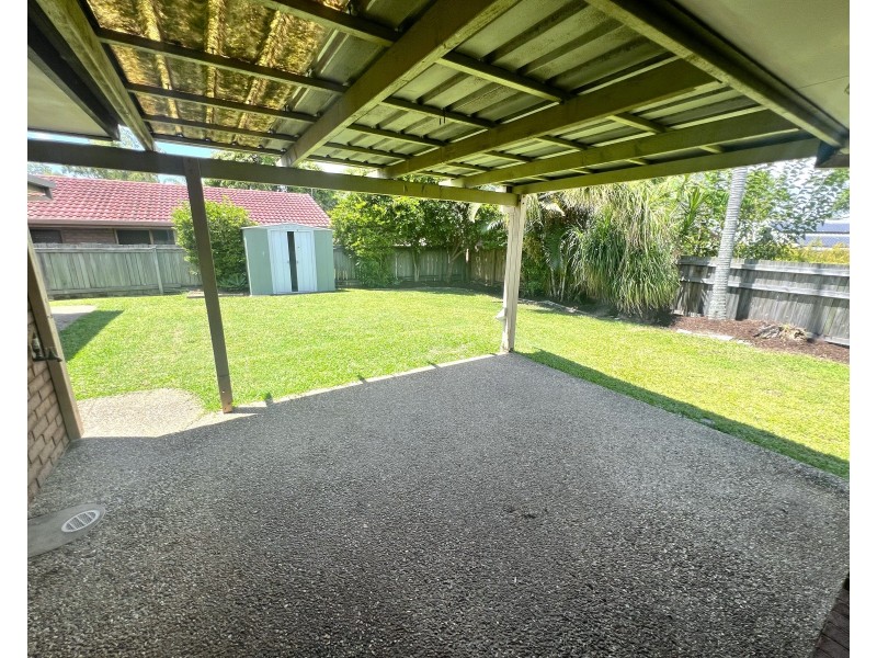 6 Kennet Place, Carina QLD 4152