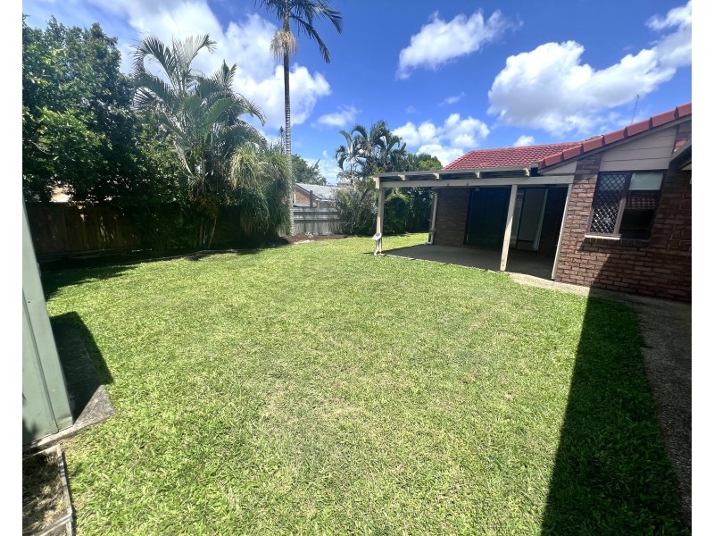 6 Kennet Place, Carina QLD 4152