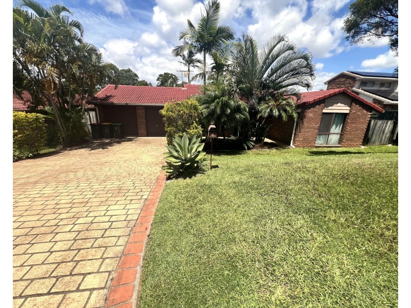 6 Kennet Place, Carina QLD 4152