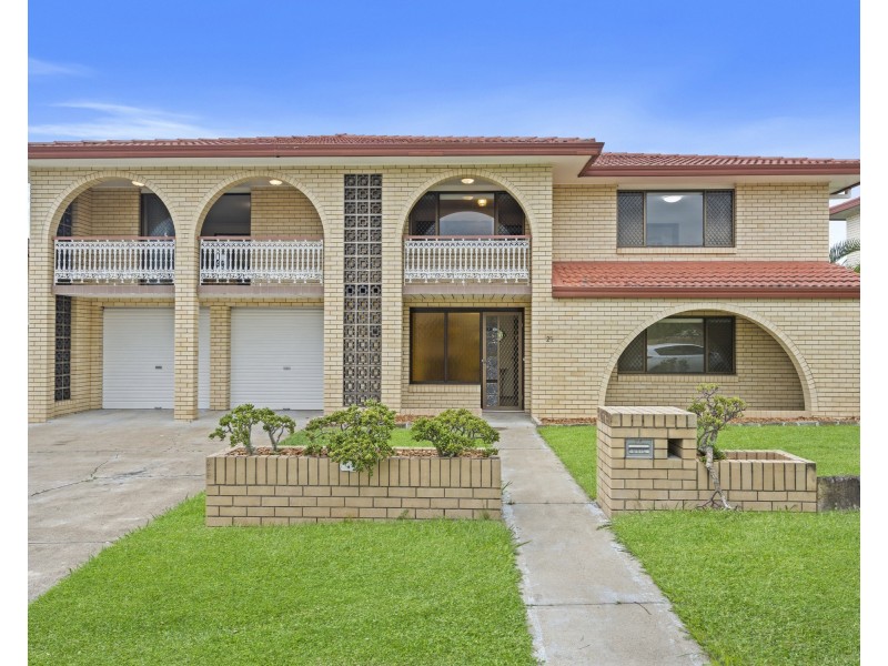 25 Doone Street, Macgregor QLD 4109