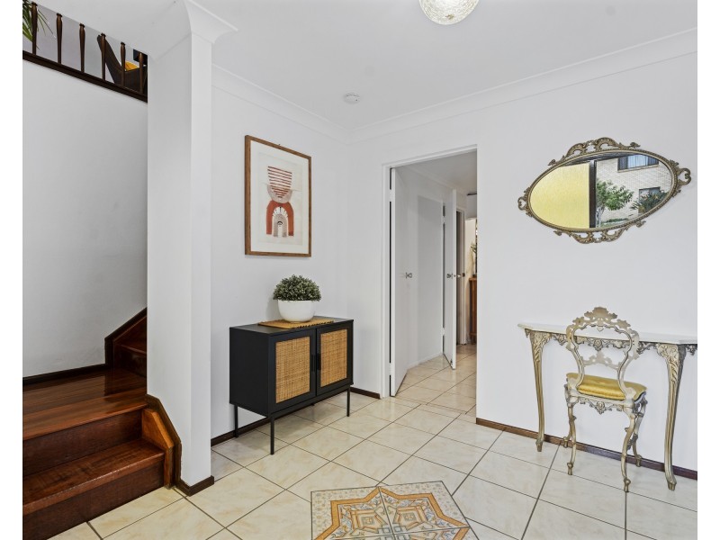 25 Doone Street, Macgregor QLD 4109
