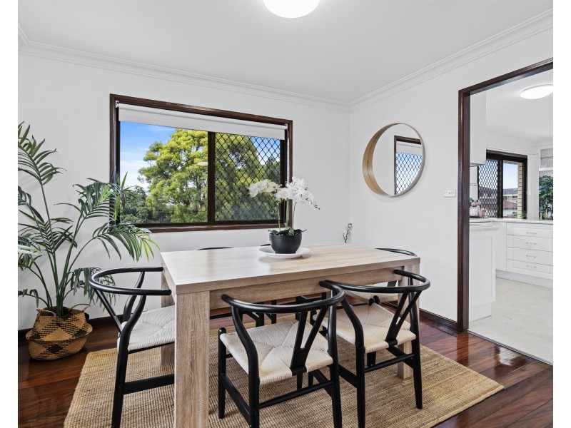 25 Doone Street, Macgregor QLD 4109