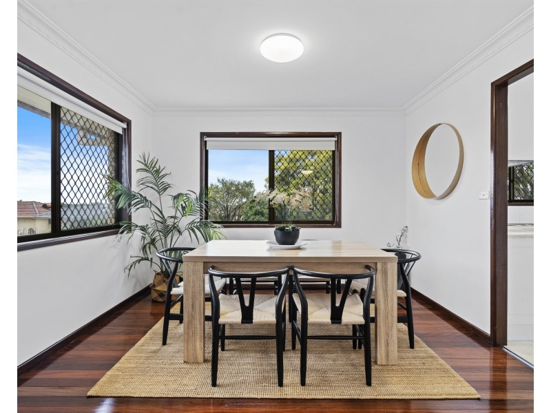 25 Doone Street, Macgregor QLD 4109