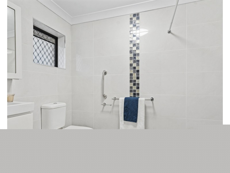 25 Doone Street, Macgregor QLD 4109