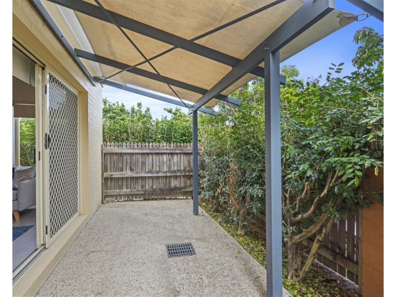 1/18 LOCKHART STREET, Woolloongabba QLD 4102