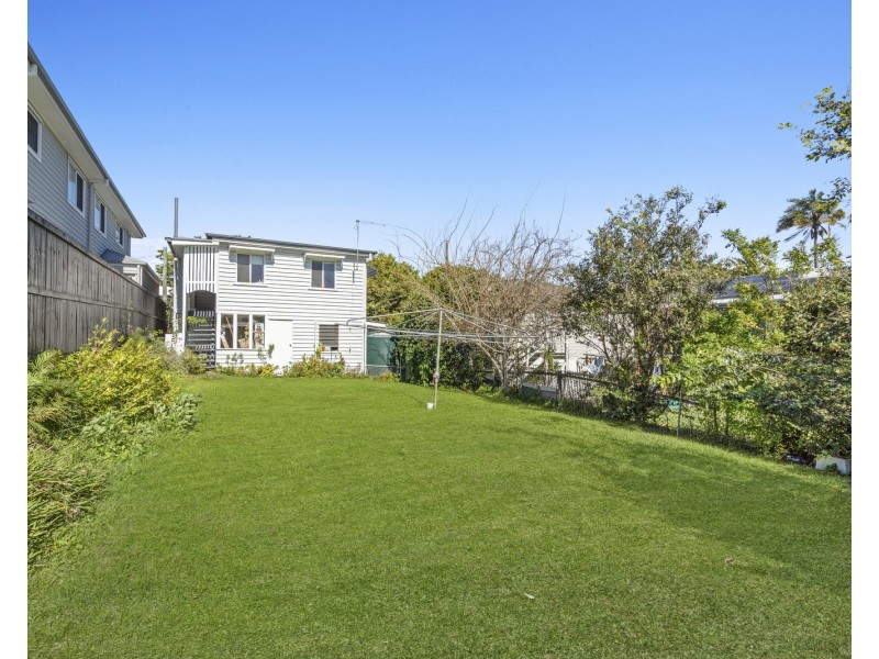 89 Adam Street, Wynnum QLD 4178