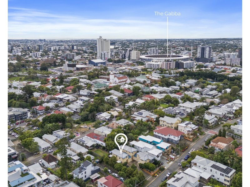 1/18 Lockhart Street, Woolloongabba QLD 4102