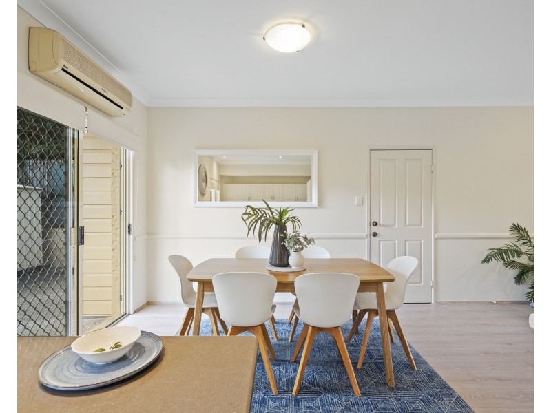 1/18 Lockhart Street, Woolloongabba QLD 4102
