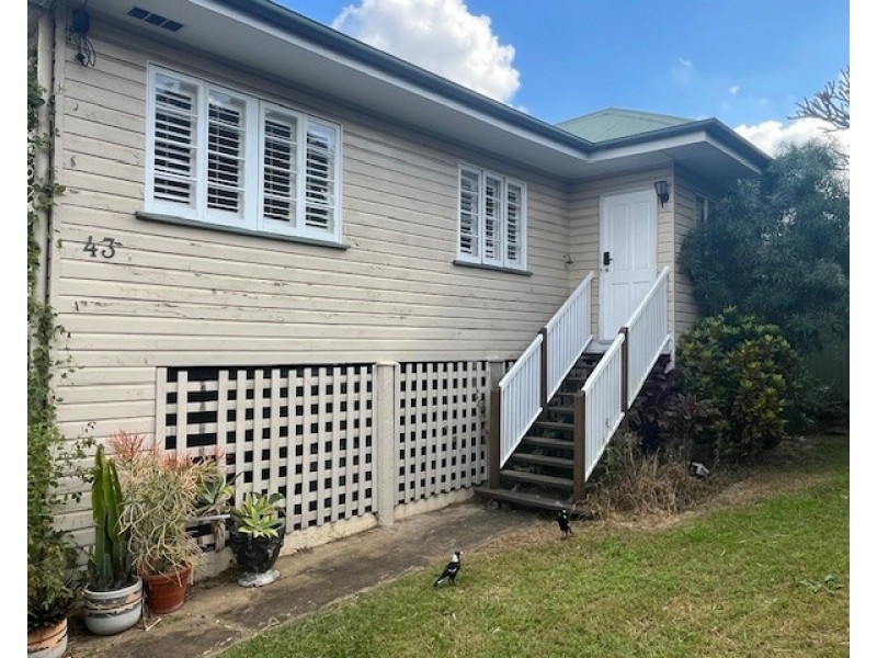 43 Emma Street, Holland Park West QLD 4121