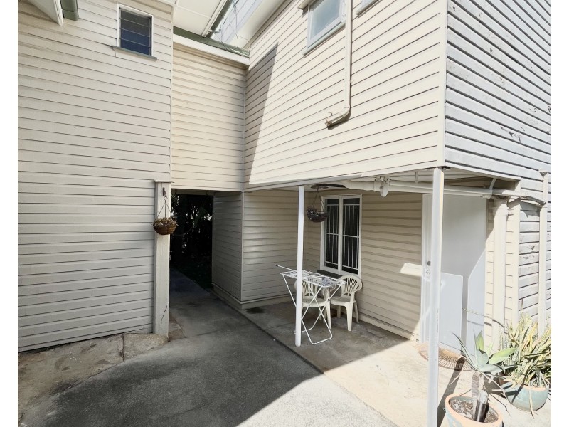 43 Emma Street, Holland Park West QLD 4121