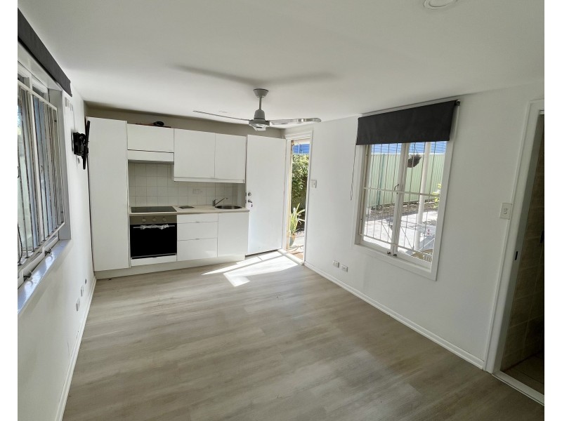 43 Emma Street, Holland Park West QLD 4121