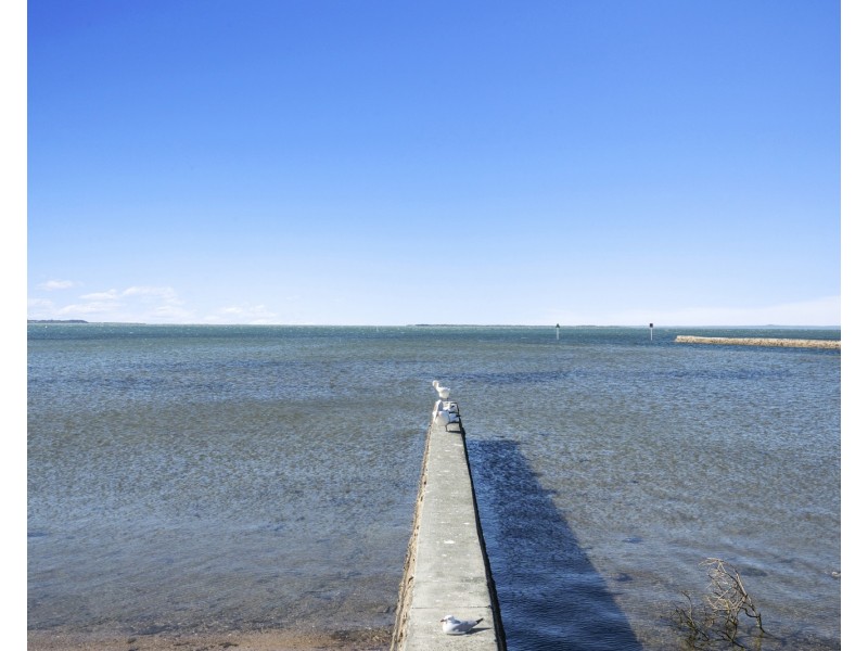 89 Adam Street, Wynnum QLD 4178