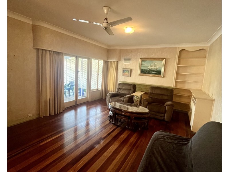 55 The Esplanade, St Lucia QLD 4067
