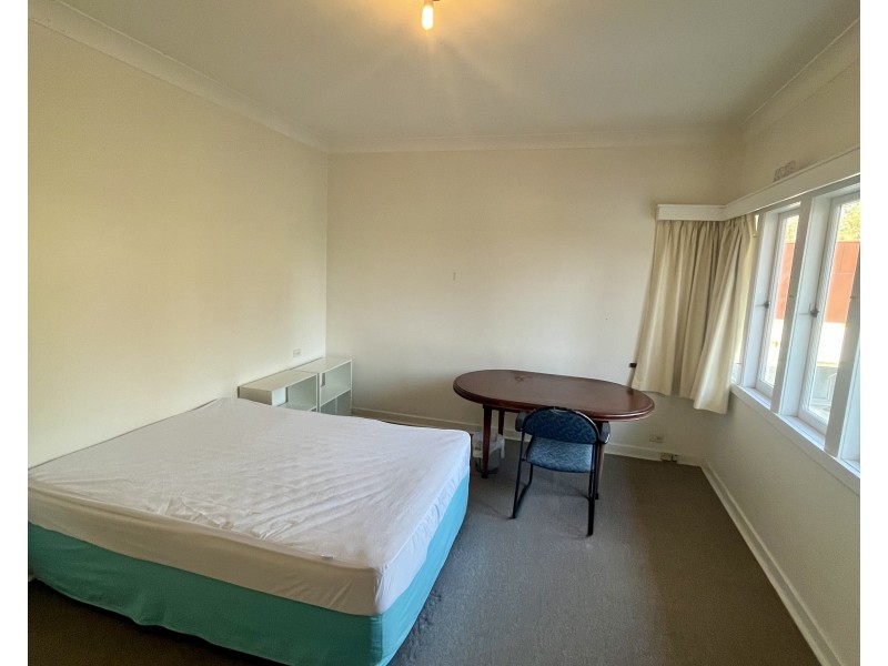 55 The Esplanade, St Lucia QLD 4067