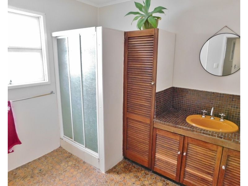 33 Victoria Terrace, Annerley QLD 4103