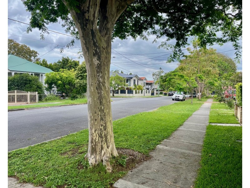 33 Victoria Terrace, Annerley QLD 4103