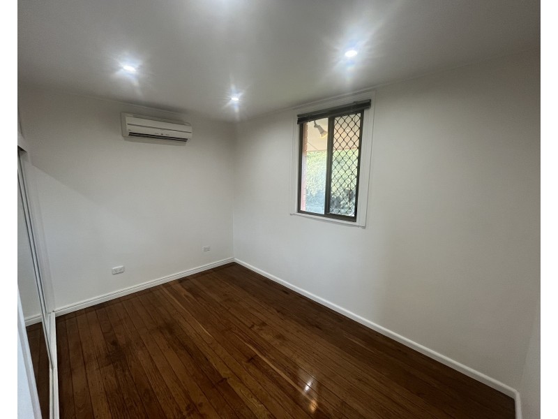 208 BROADWATER ROAD, Mansfield QLD 4122