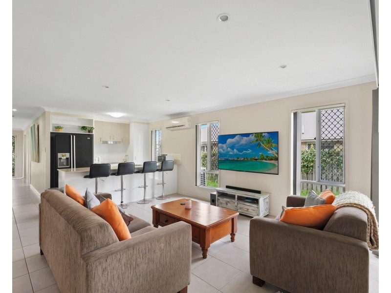 17 Parkvista Circuit, Coomera QLD 4209