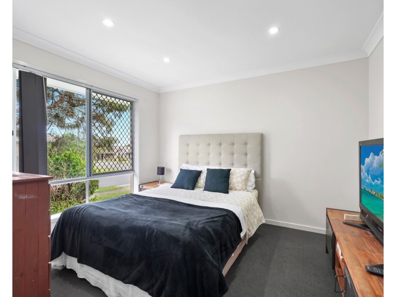 17 Parkvista Circuit, Coomera QLD 4209