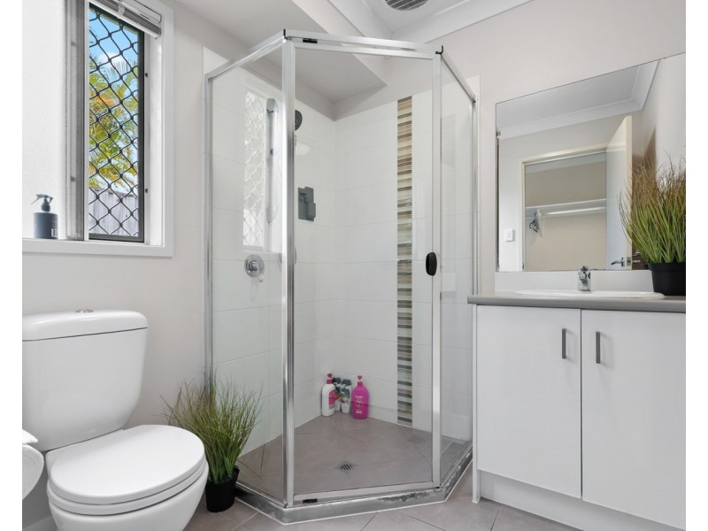 17 Parkvista Circuit, Coomera QLD 4209