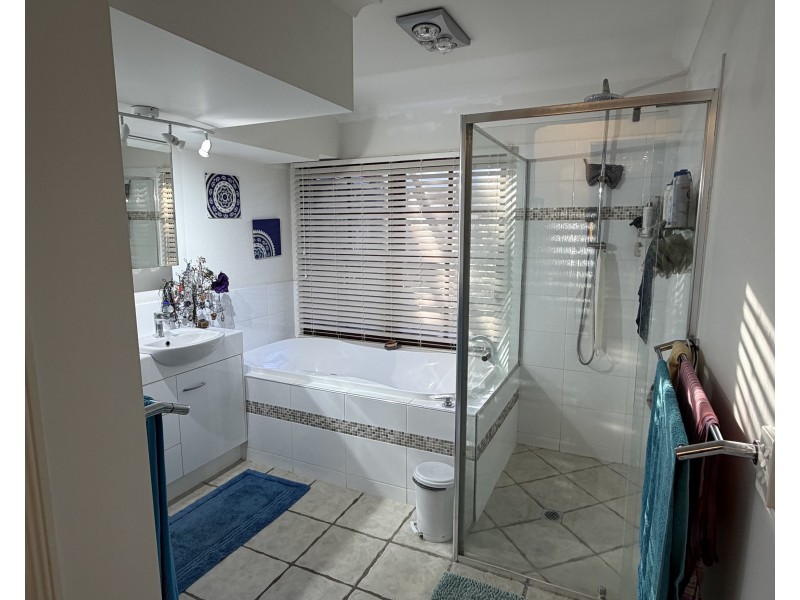 58 SUNSHINE AVENUE, Tarragindi QLD 4121