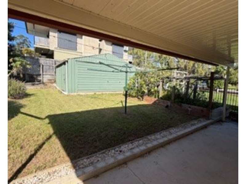 34 CROSS STREET, Fairfield QLD 4103